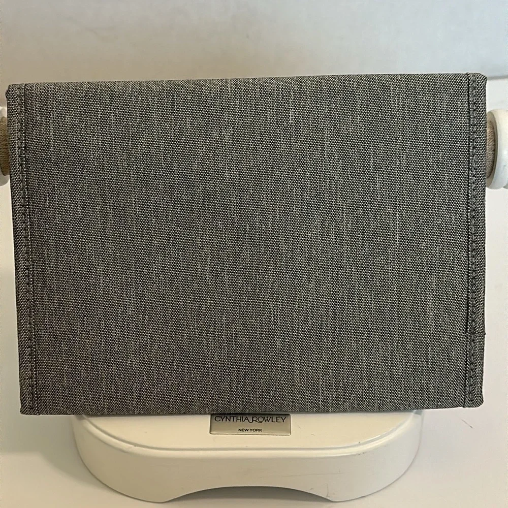 Sephora Brush Bag in silvery grey